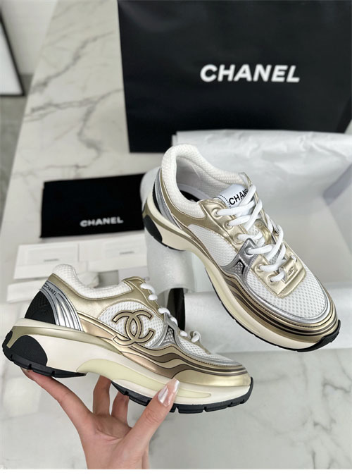 샤넬 24C CC로고 크루즈 스니커즈