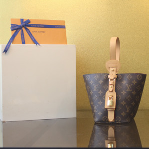 루이비통 올 인 BB 숄더백 모노그램 M12925