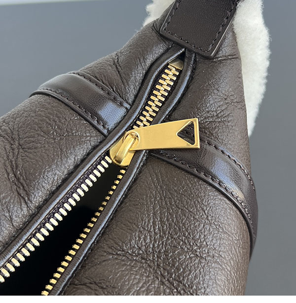 보테가 베네타 미니 윌리스 탑 핸들 백