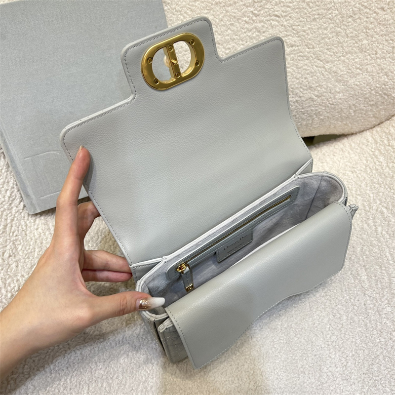 디올 졸리 스몰 탑 핸들백 그레이 까나쥬
