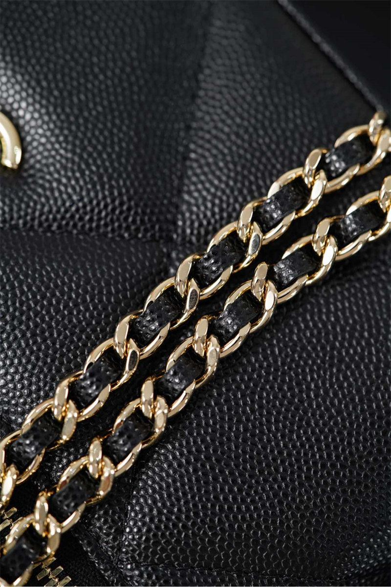 샤넬 탑핸들 포쉐트 베니티 백 캐비어 블랙 샴페인 골드