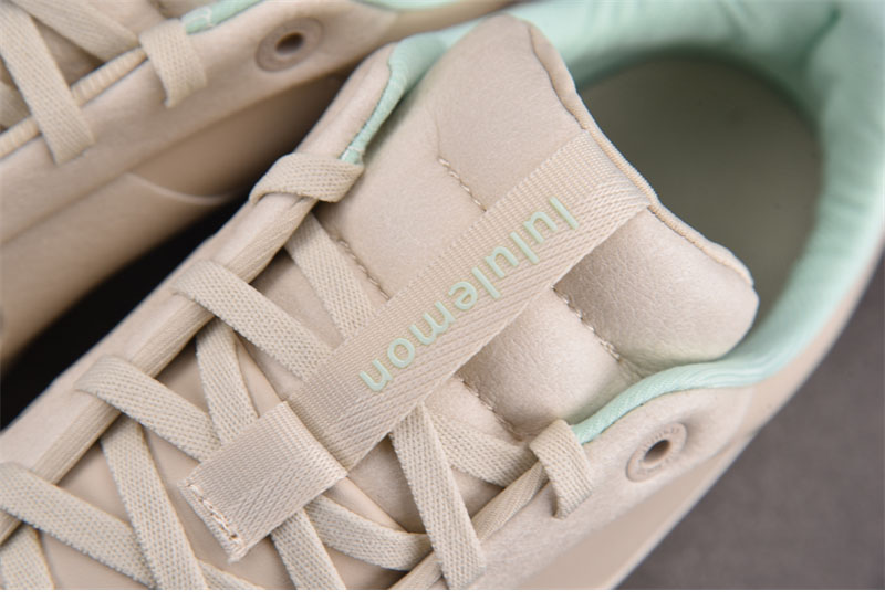 룰루레몬 시티버스 스니커즈