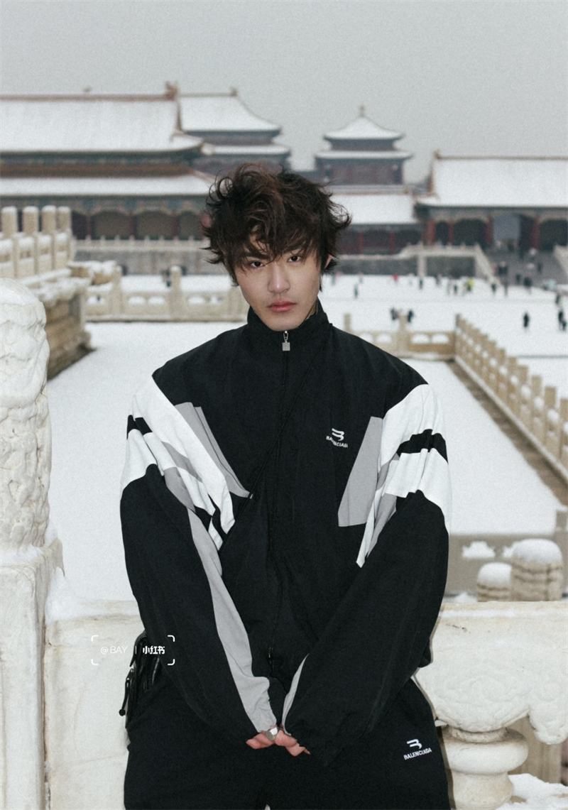 발렌시아가 스포티 B 트랙 자켓