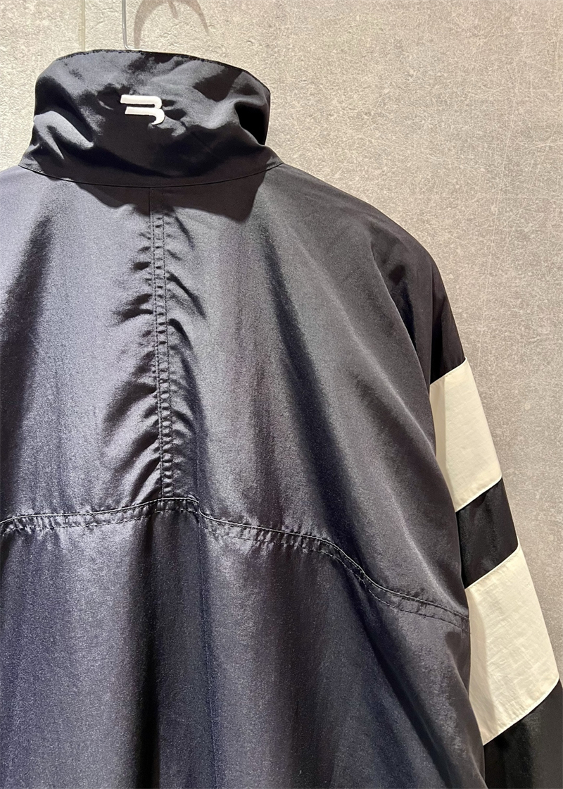 발렌시아가 스포티 B 트랙 자켓