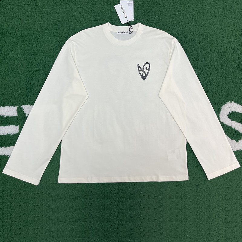 아크네 하트 프린트 긴팔 티셔츠